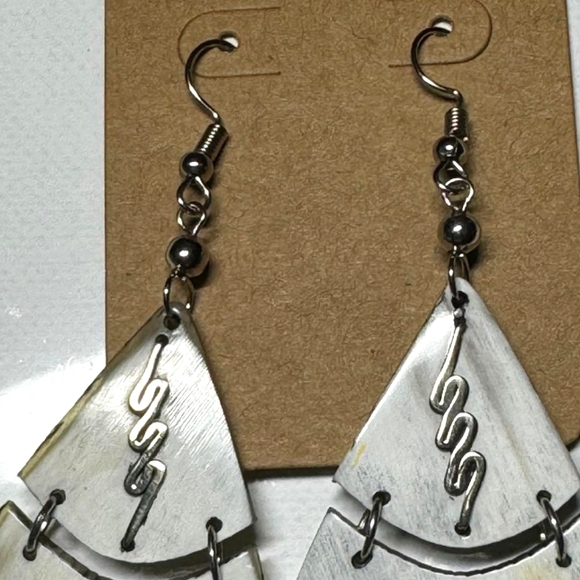 Shell  earings - Picture 4 of 4